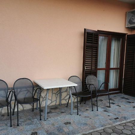 Apartman Martina Apartamento Kršan Exterior foto